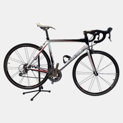 Vélo de course Trek alpha aluminium blanc d'occasion (3x10v), marché des étalagistes de la Riponne à 1005 Lausanne Vaud