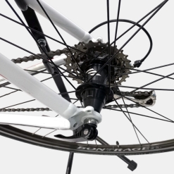 Vélo de course Trek alpha aluminium blanc d'occasion (3x10v), marché des étalagistes de la Riponne à 1005 Lausanne Vaud