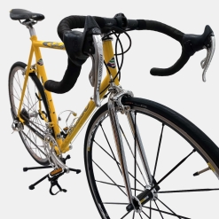 Vélo de course Basso acier jaune d'occasion (2x8v), marché des étalagistes de la Riponne à 1005 Lausanne Vaud
