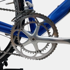 Vélo de course Battaglin aluminium rouge et bleu d'occasion (2x10v), marché des étalagistes de la Riponne à 1005 Lausanne Vaud