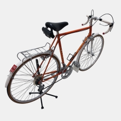 Vélo de course Cilo vintage acier orange d'occasion (2x5v), marché des étalagistes de la Riponne à 1005 Lausanne Vaud