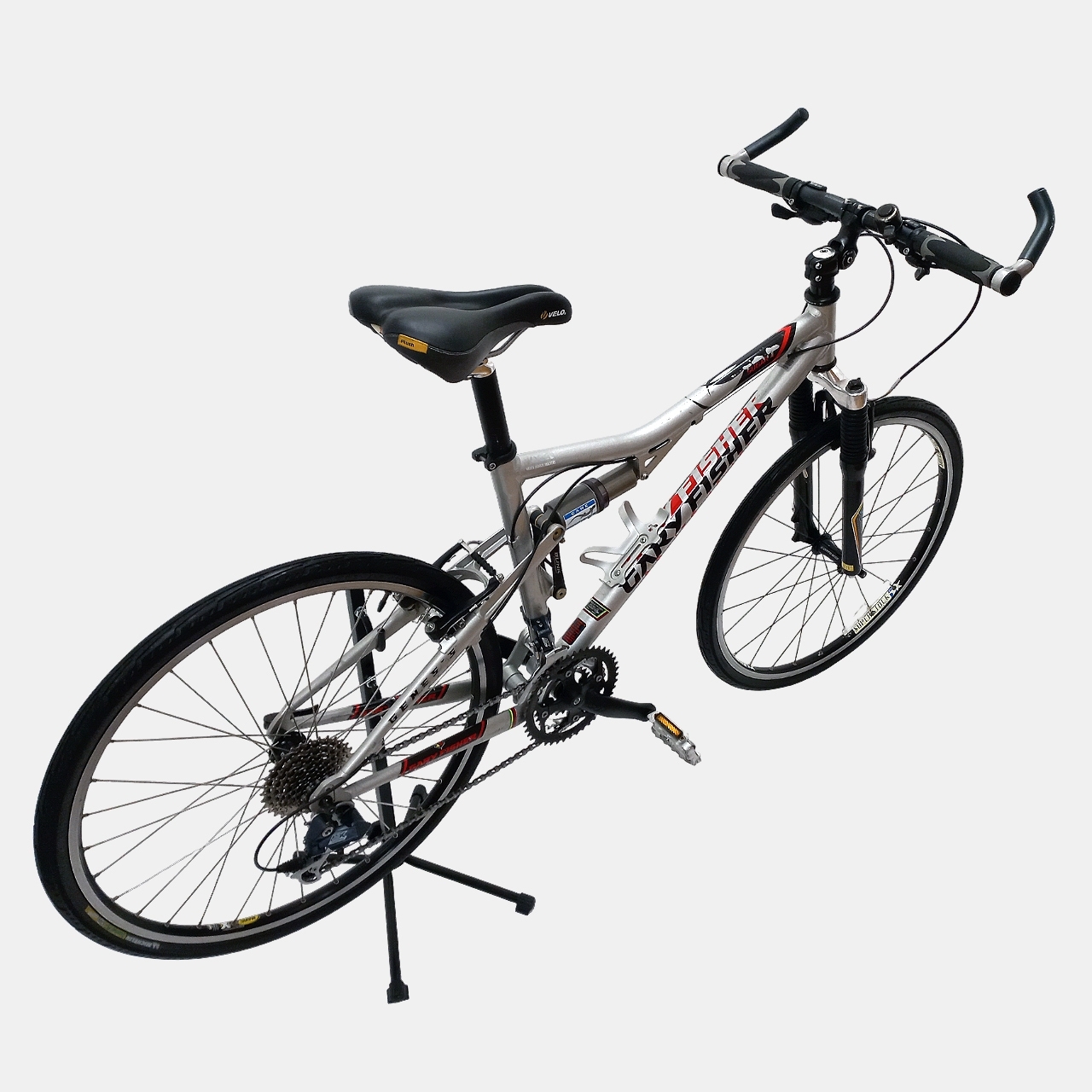 Vélo VTT Gary fisher Sugar 4 aluminium gris d'occasion (3x9v), marché des étalagistes de la Riponne à 1005 Lausanne Vaud Vélo VTT Gary fisher Sugar 4 aluminium gris d'occasion (3x9v), marché des étalagistes de la Riponne à 1005 Lausanne Vaud