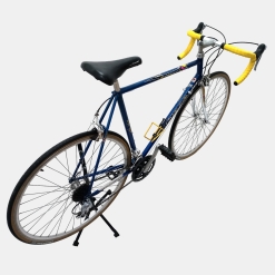 Vélo Gitane acier bleu d'occasion (3x6v), marché des étalagistes de la Riponne à 1005 Lausanne Vaud