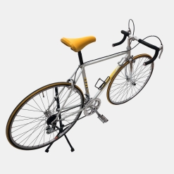 Vélo Gitane acier gris jaune d'occasion (2x4v), marché des étalagistes de la Riponne à 1005 Lausanne Vaud
