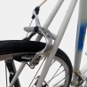 Vélo de course Peugeot acier bleu et blanc d'occasion (2x6v), marché des étalagistes de la Riponne à 1005 Lausanne Vaud