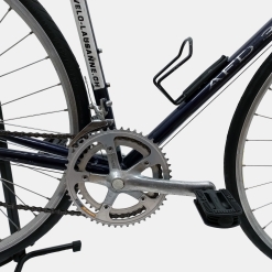 Vélo de course Scott afd 302 acier violet foncé d'occasion (2x6v), marché des étalagistes de la Riponne à 1005 Lausanne Vaud